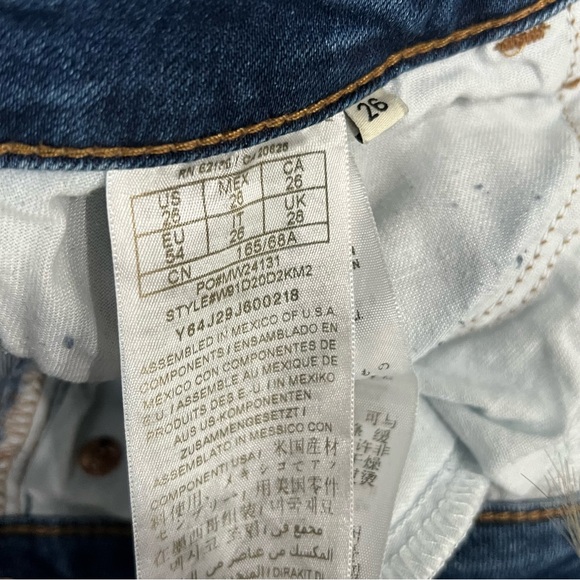 Guess Distressed Jean Shorts - Picture 9 of 10